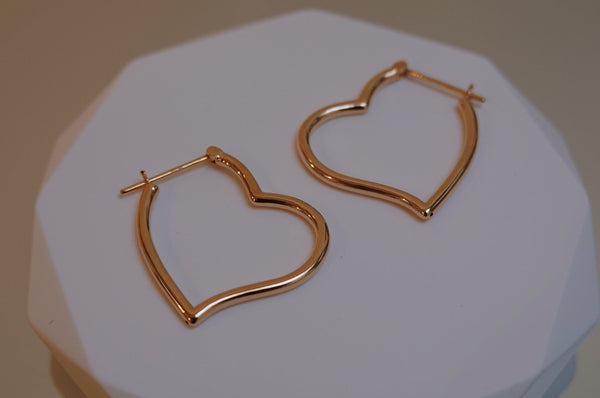 18K Solid Gold Heart Hoop Earrings, Yellow Gold Hoops, Wedding Bridal Gold Earrings, Cocktail Party Earrings, Valentines / Christmas Gift